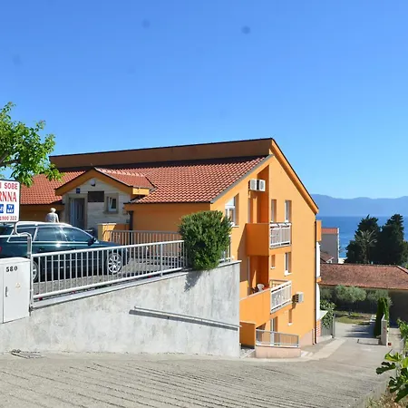 Mirnna * Gradac (Split-Dalmatia)